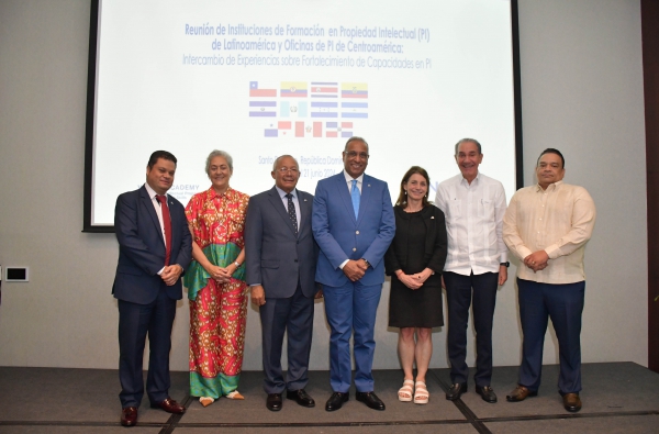 ONAPI y Academia Mundial de la Propiedad Intelectual realizan evento sobre investigación e innovación